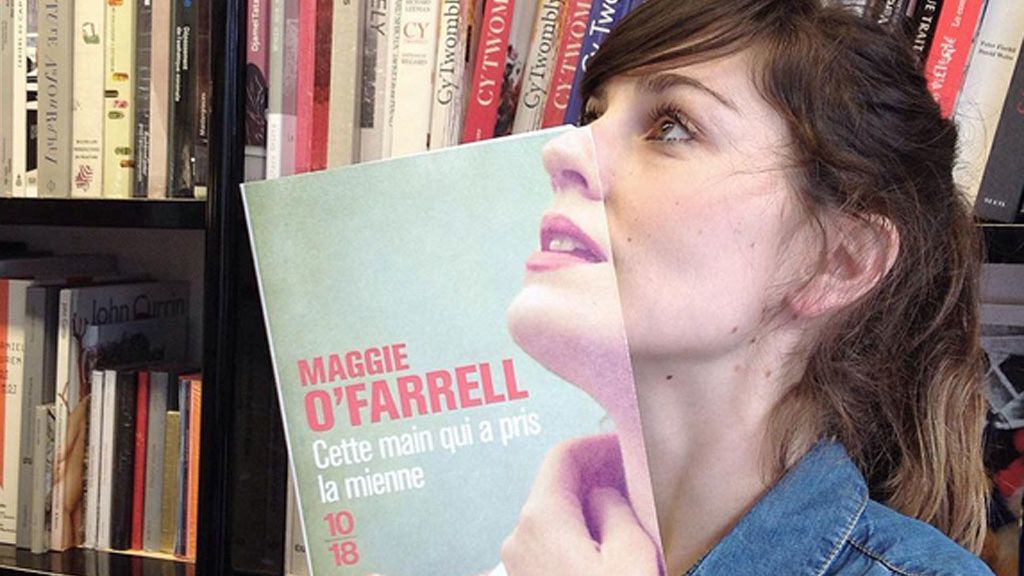 Clientes y portadas: original ‘bookface’ de una librería francesa