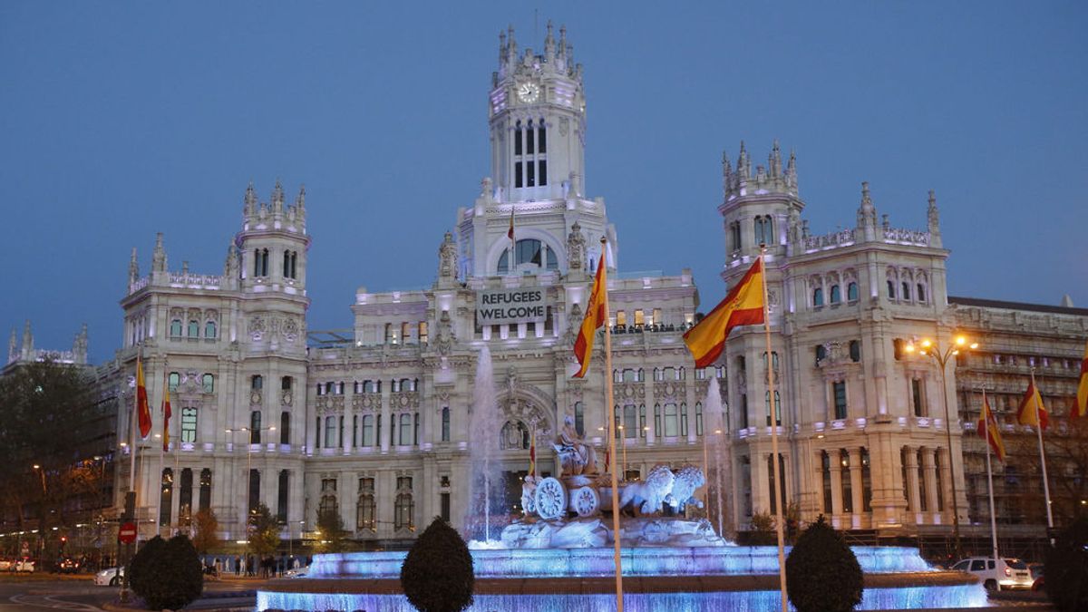 Monumentos y edificios de toda España se iluminan hoy de azul por el Día Mundial del Autismo