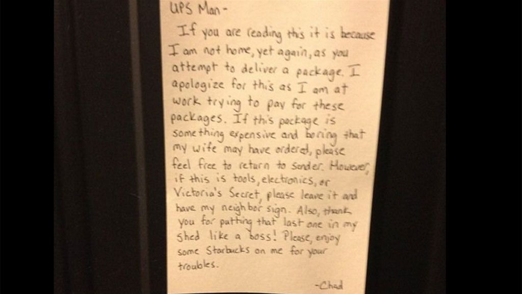 Diez mensajes para el repartidor con los que te partirás de risa