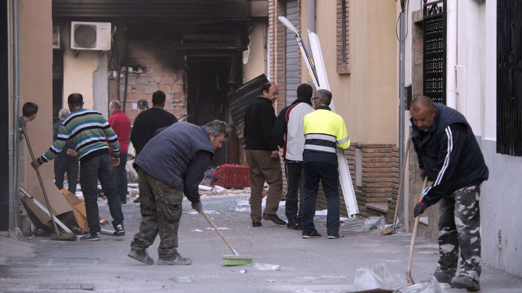 Explosión en una carnicería en Granada deja ocho heridos, entre ellos dos niños
