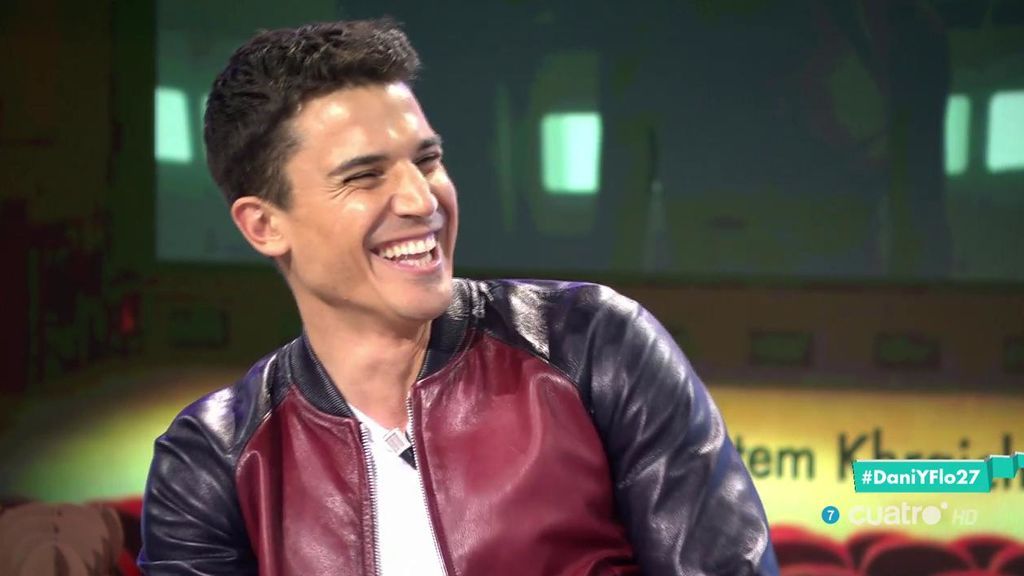 El show de Álex González: cumpleaños feliz a lo Bisbal y acento colombiano 😂