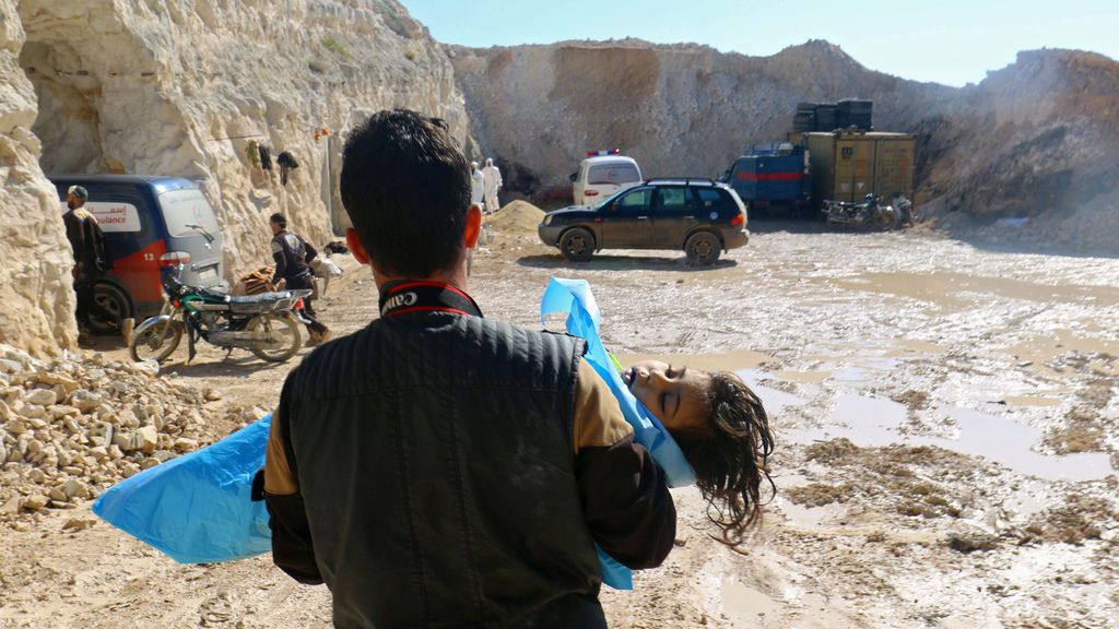 Siria: Mueren 58 personas, entre ellas 11 niños en un ataque químico en Idlib