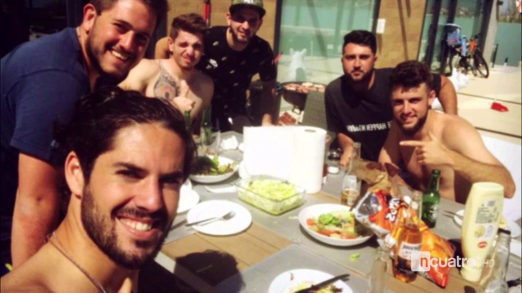 Isco sube una foto a sus redes sociales con unas patatas del Barcelona y la borra al instante