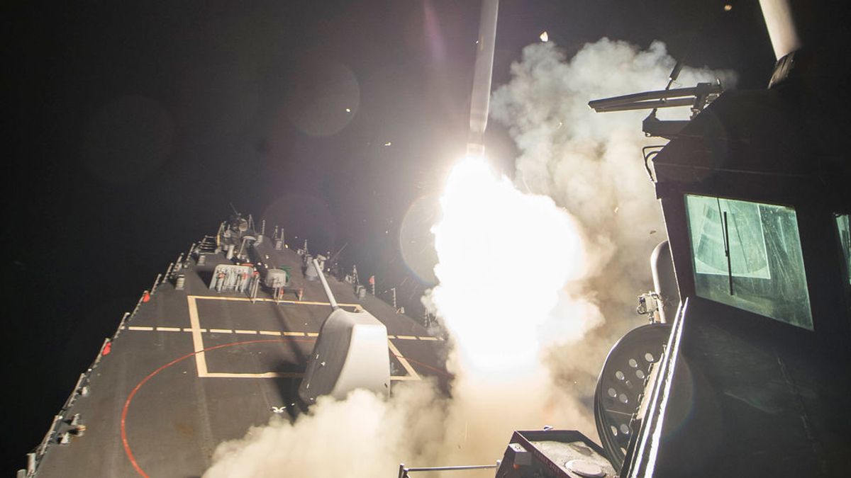 Trump lanza 60 misiles de crucero