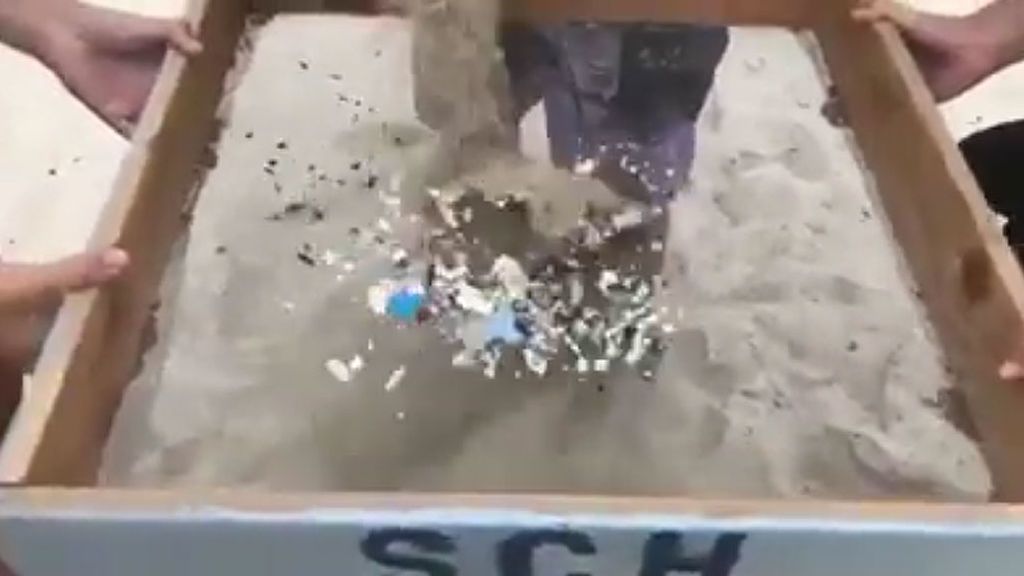 El sorprendente experimento sobre el plástico que ensucia paradisíacas playas