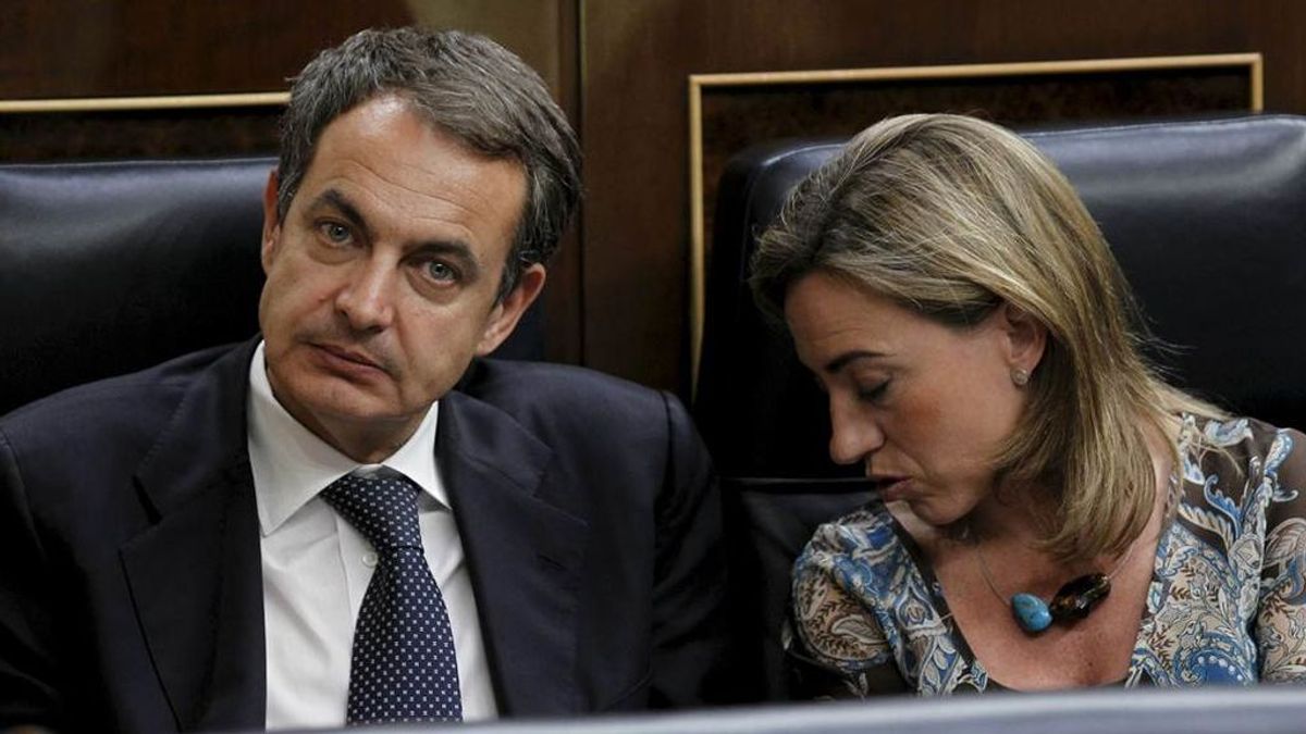 Zapatero, "desolado" por la muerte de Chacón, "un ejemplo de lealtad y cariño"