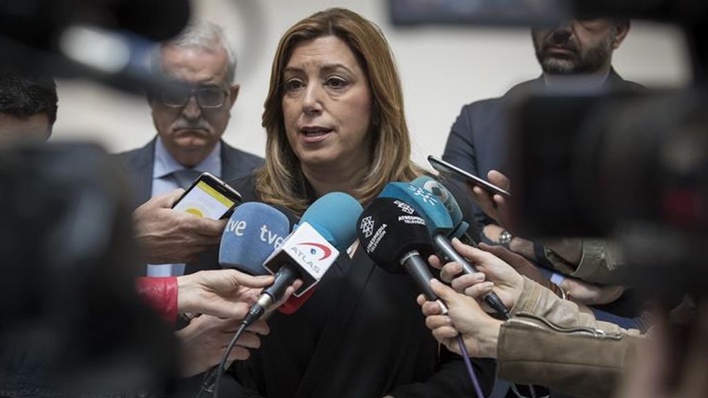 Susana Díaz: “La vida siempre se lleva a gente extraordinaria demasiado pronto”