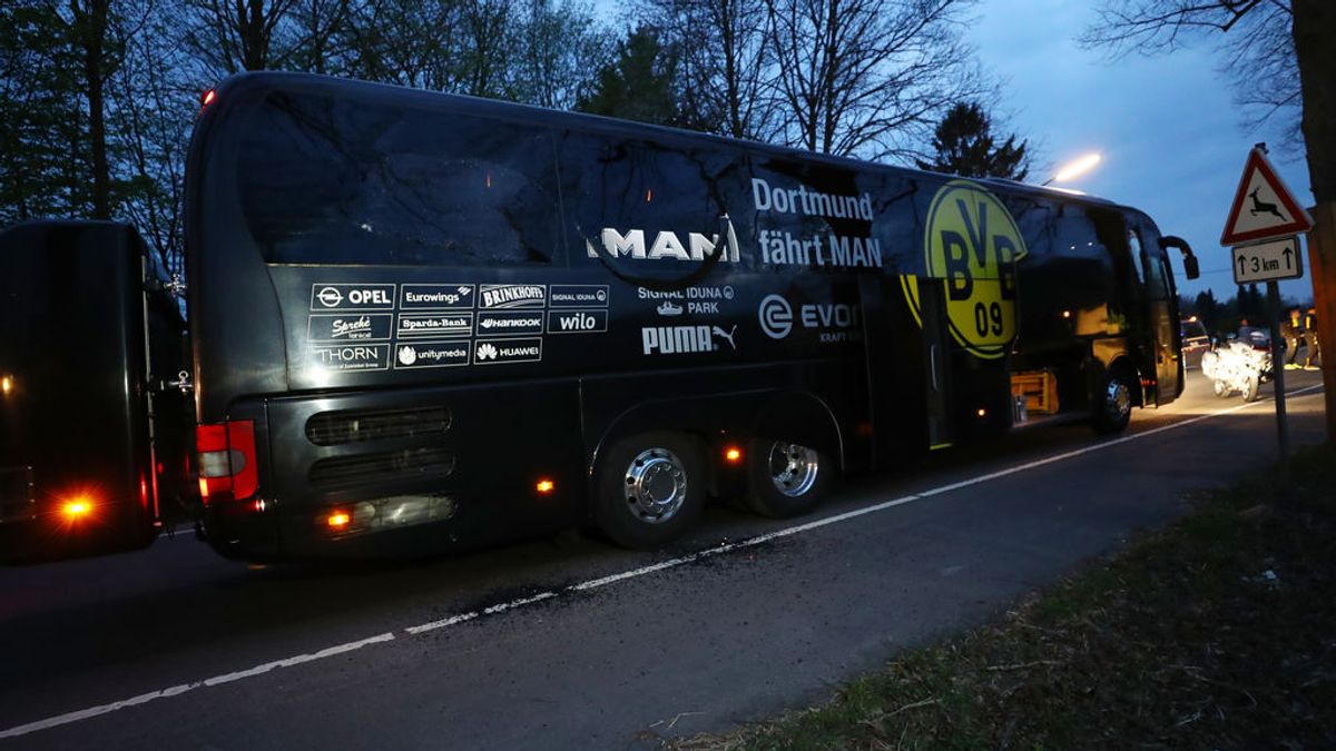 Marc Bartra, fuera de peligro tras la explosión junto al autobús del Borussia de Dortmund