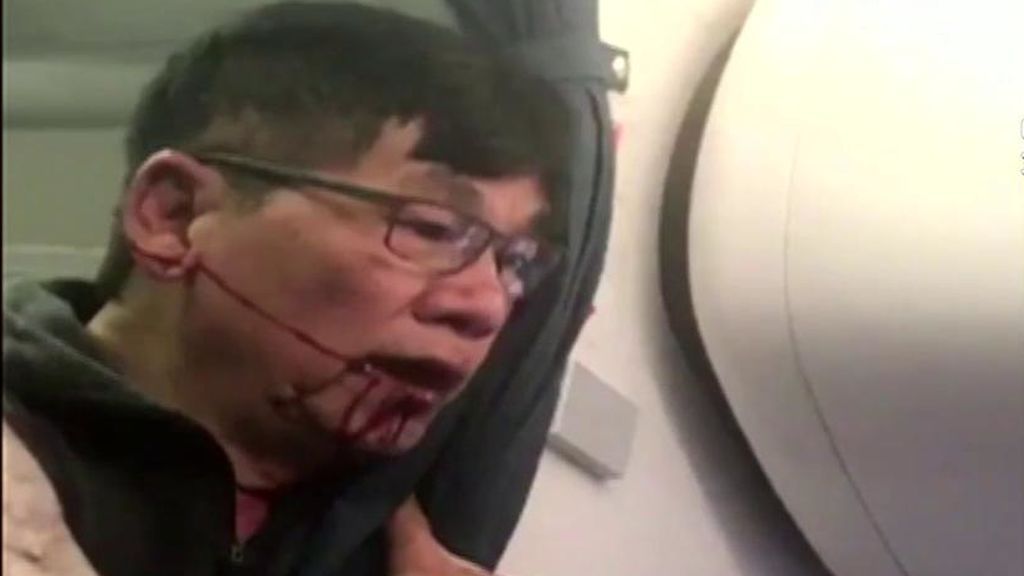 United Airlines pierde más de 750 millones en Bolsa tras el vídeo de la paliza a un pasajero
