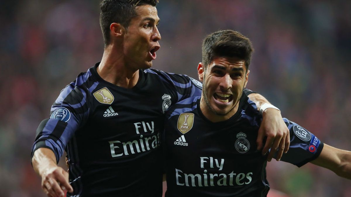 Dybala y Theo Hernández celebran la victoria del Madrid en Múnich Dybala y Theo Hernández celebran la victoria del Madrid en Múnich