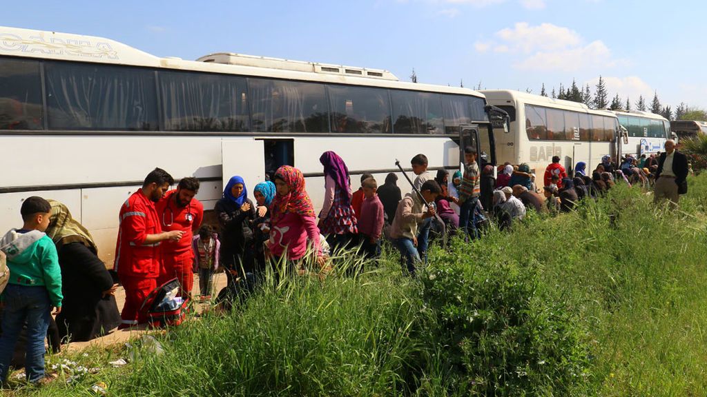 Setenta refugiados muertos en un ataque a un convoy de evacuación en Alepo