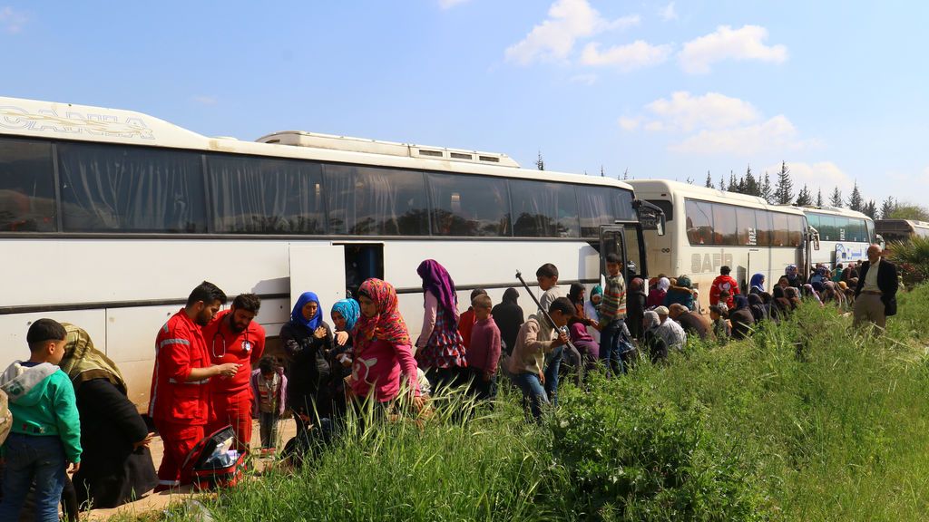 Setenta refugiados muertos en un ataque a un convoy de evacuación en Alepo