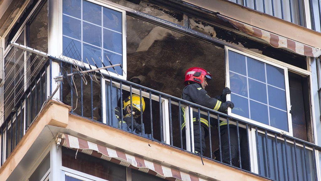 Muere un hombre en el incendio de su piso en Málaga