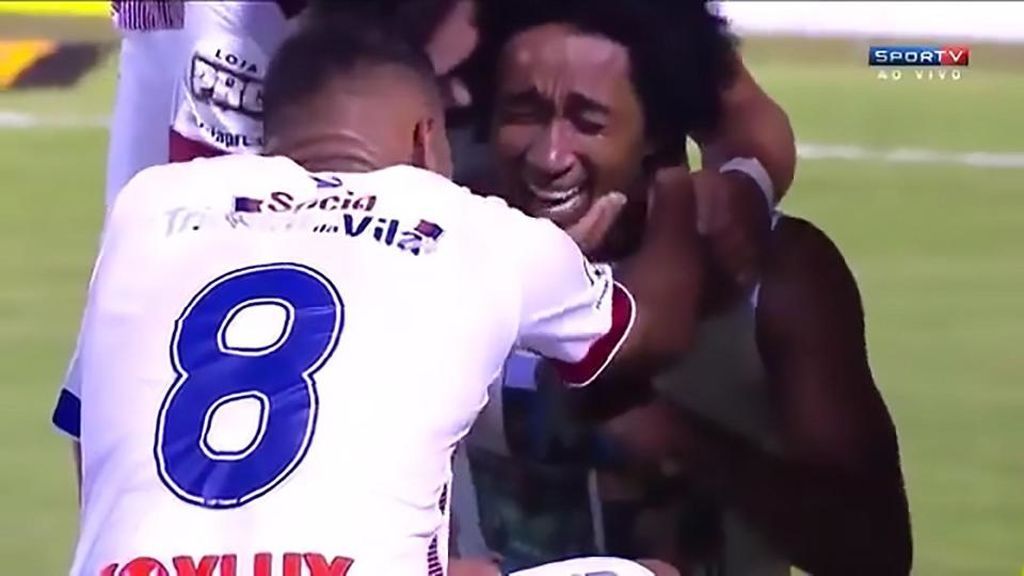 ¡Inhumano! Un árbitro brasileño amonesta al hermano de uno de los fallecidos del Chapecoense