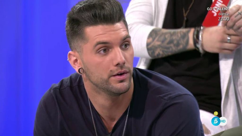 Albert, a Rym: “¿Tú estás por mí?”