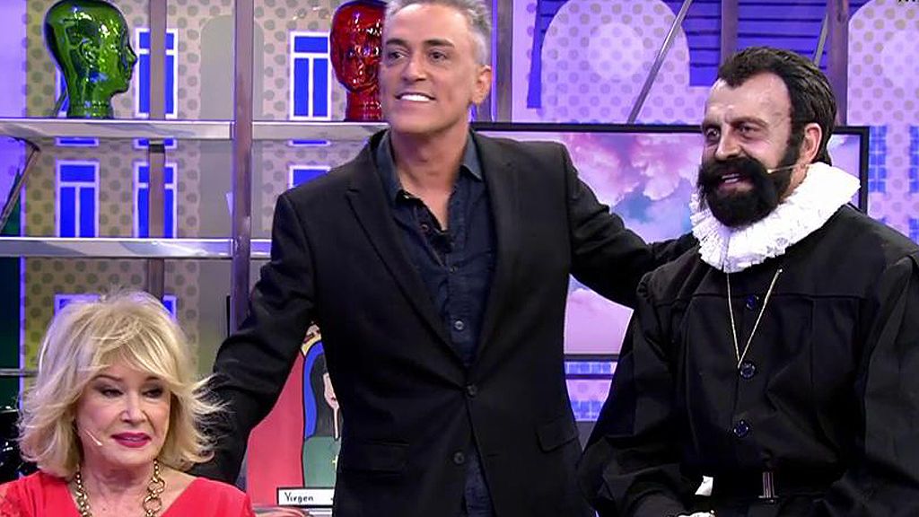 Cunas, carrito, abrazos y una bronca en el regreso de Kiko a 'Sálvame'