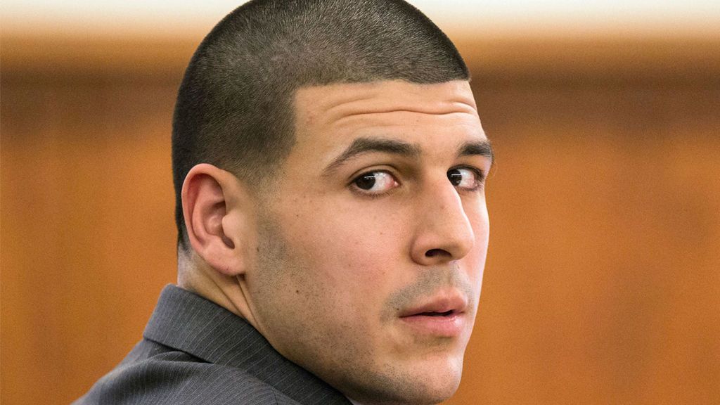 Aaron Hernández, ex jugador de los Patriots de New England, se suicida en la cárcel Aaron Hernández, ex jugador de los Patriots de New England, se suicida en la cárcel
