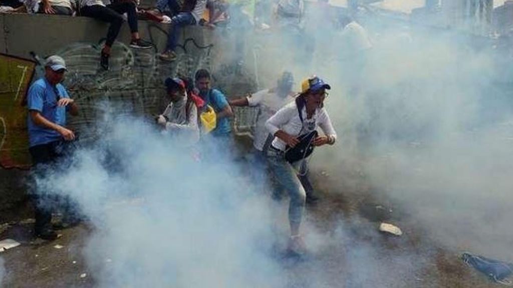 Nuevos choques en la segunda jornada de protestas de la oposición en Venezuela
