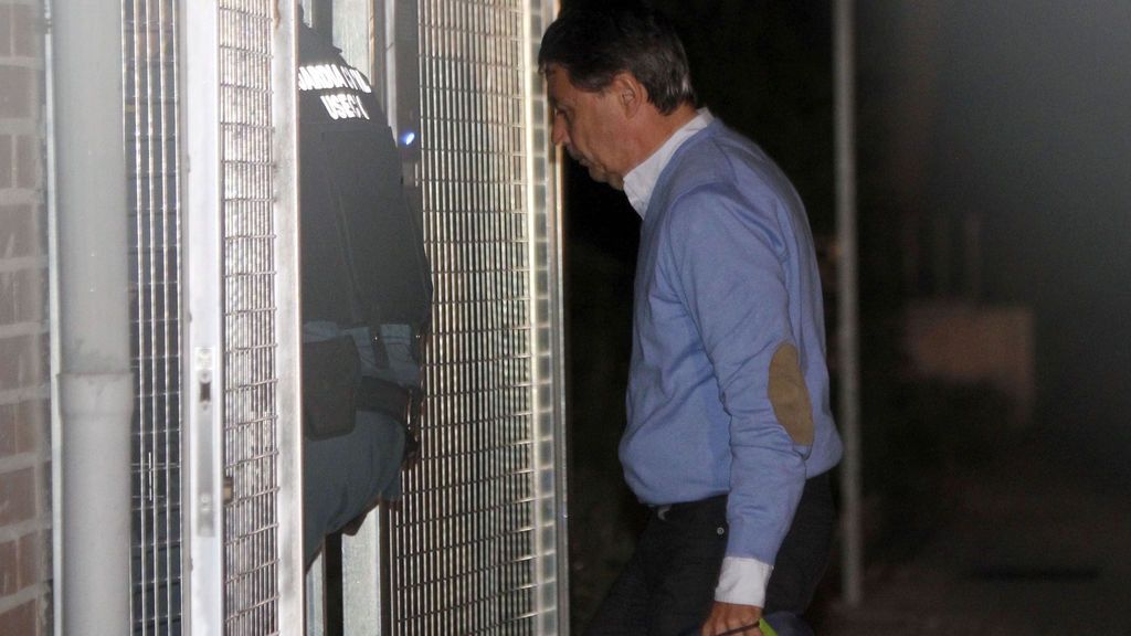 Un alto cargo del Ejecutivo pudo avisar a González de su detención