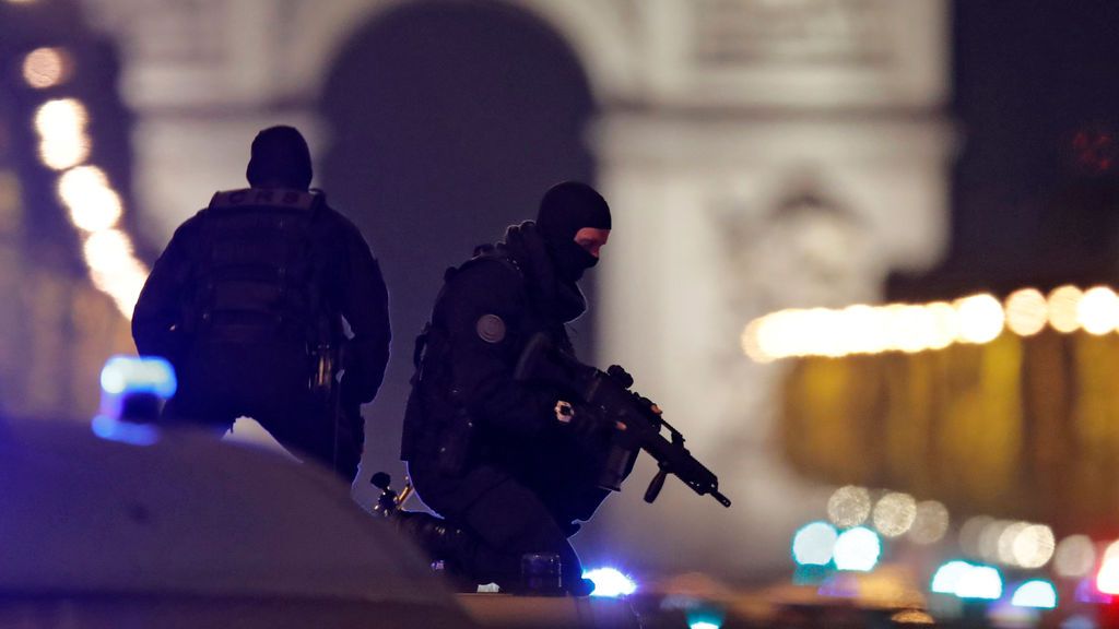 Un terrorista con antecedentes, el autor del atentado en París