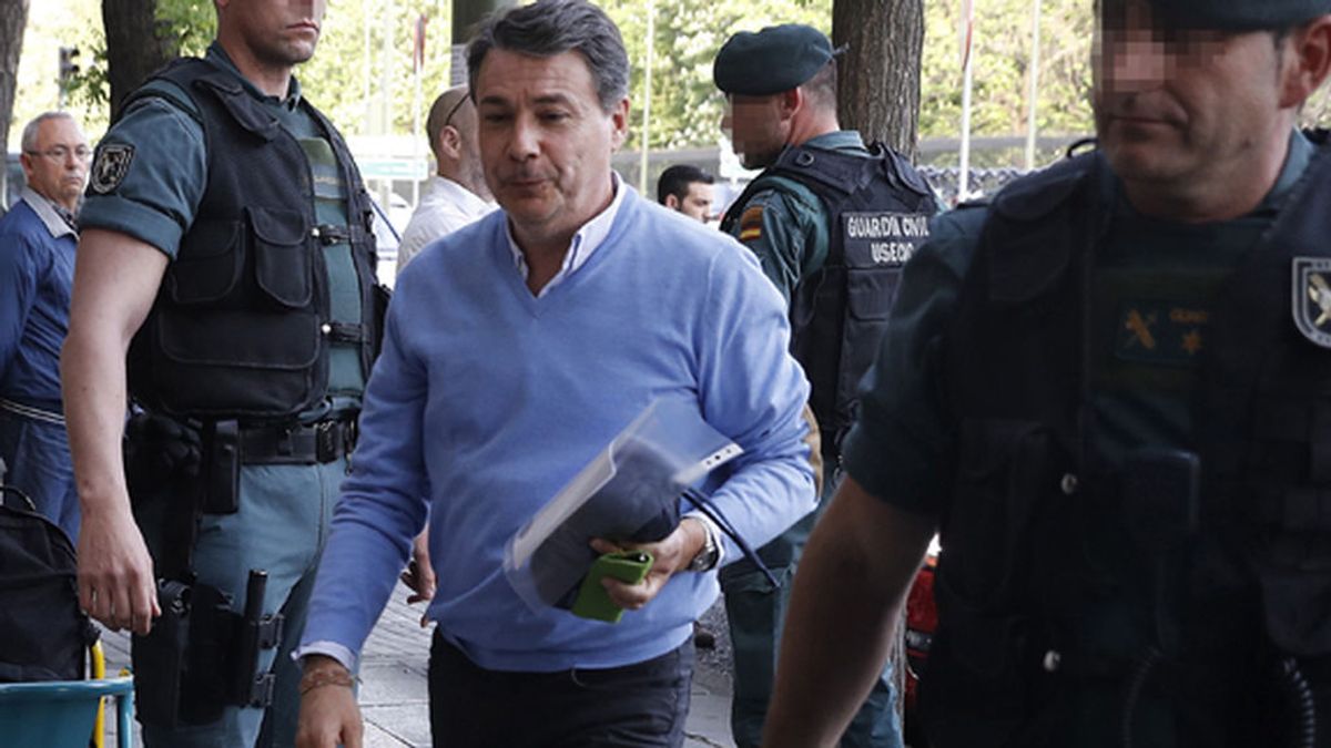 El juez ordena el ingreso en prisión sin fianza de Ignacio González