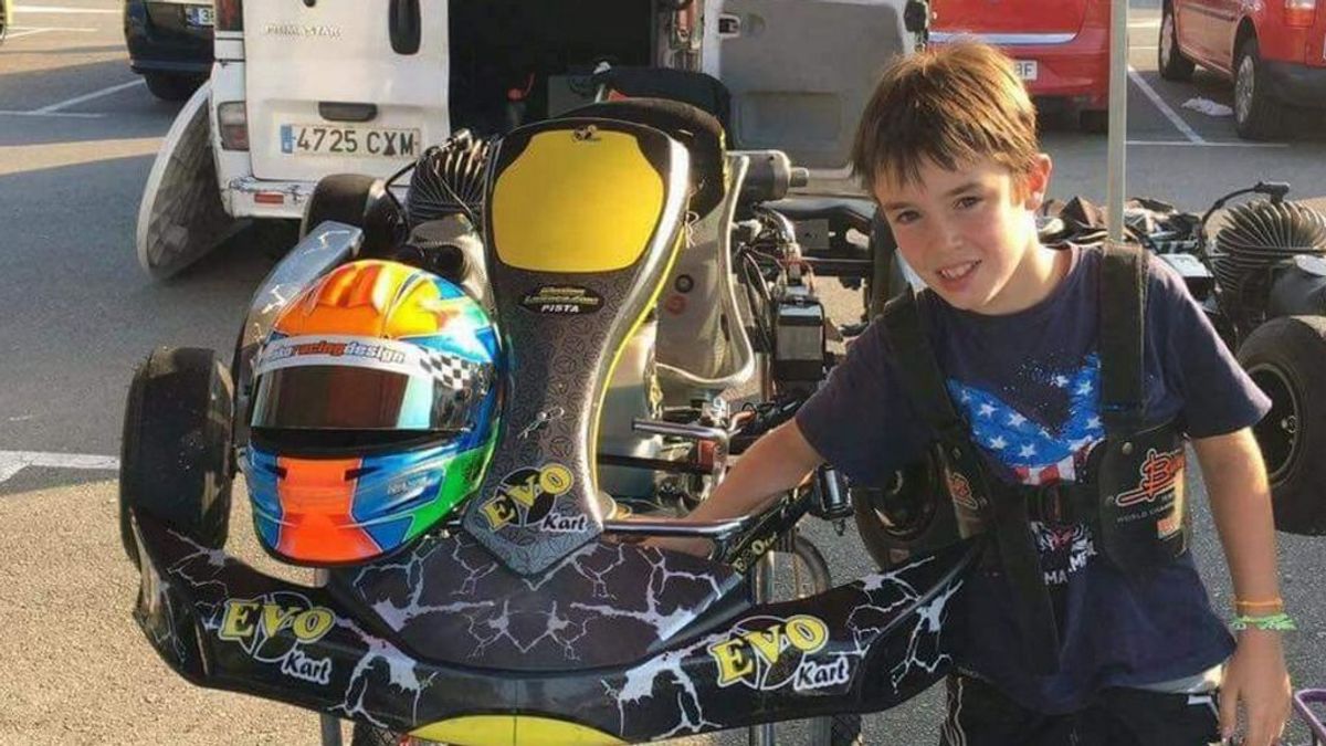 El mundo del motor se vuelca con los homenajes a Gonzalo Basurto, el niño de 11 años fallecido en Asturias durante un entrenamiento de ‘karts’ El mundo del motor se vuelca con los homenajes a Gonzalo Basurto, el niño de 11 años fallecido en Asturias durante un entrenamiento de ‘karts’