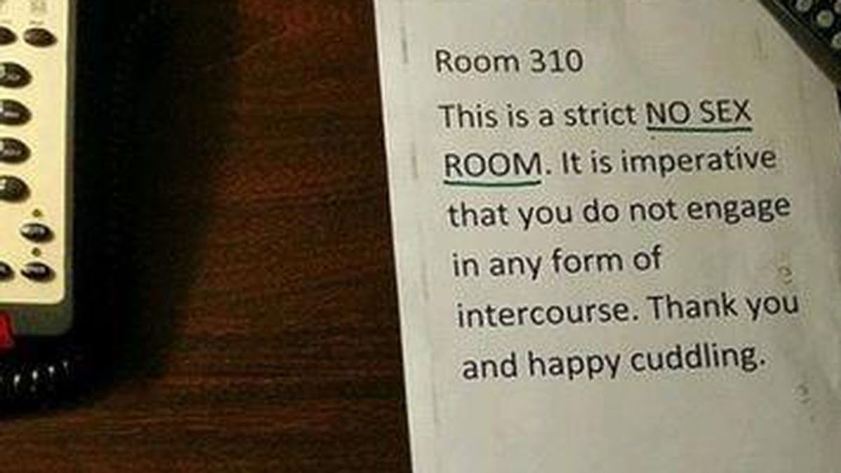 Este hotel prohíbe tener sexo en la habitación 310, pero no todo es lo que parece