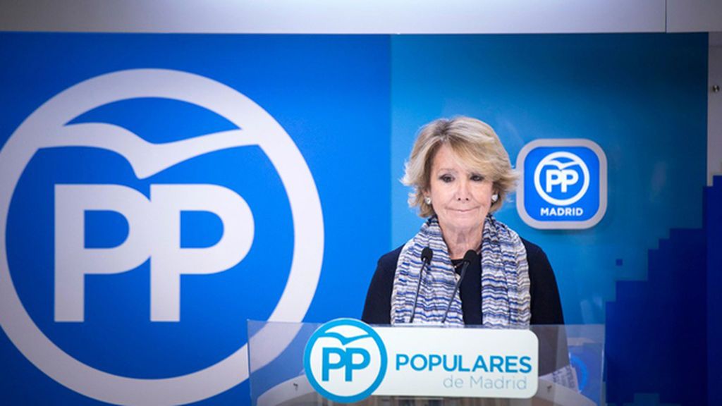 Esperanza Aguirre, el final de una larga y polémica carrera política