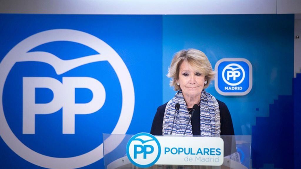 Esperanza Aguirre, el final de una larga y polémica carrera política