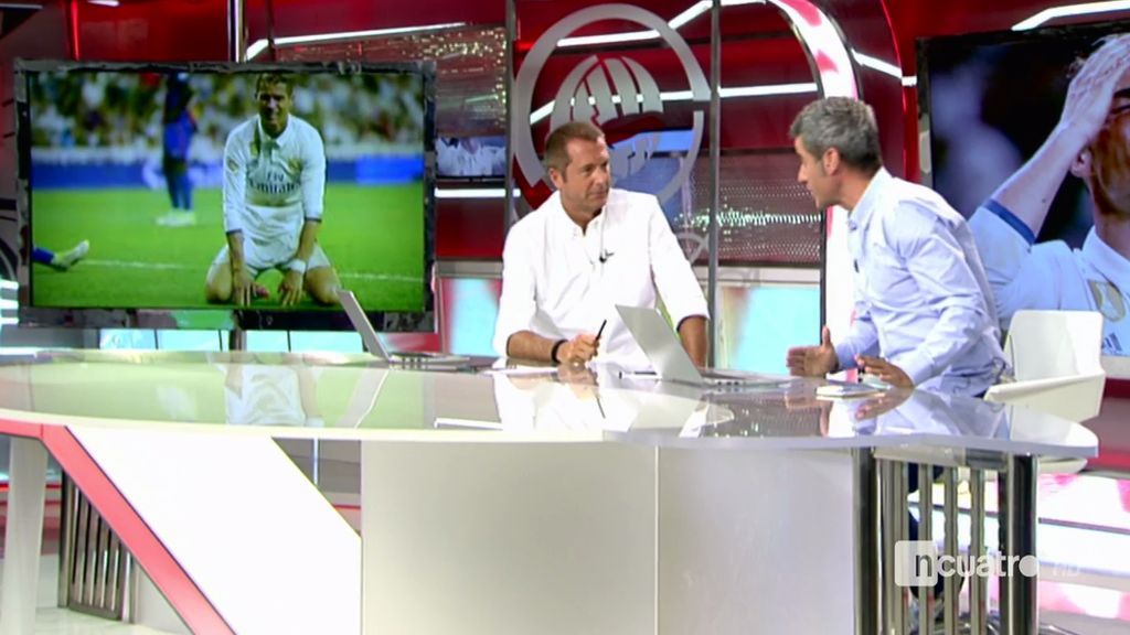 ¿Qué ocurrió entre Cristiano y Messi al empezar el Clásico? ¿Qué ocurrió entre Cristiano y Messi al empezar el Clásico?