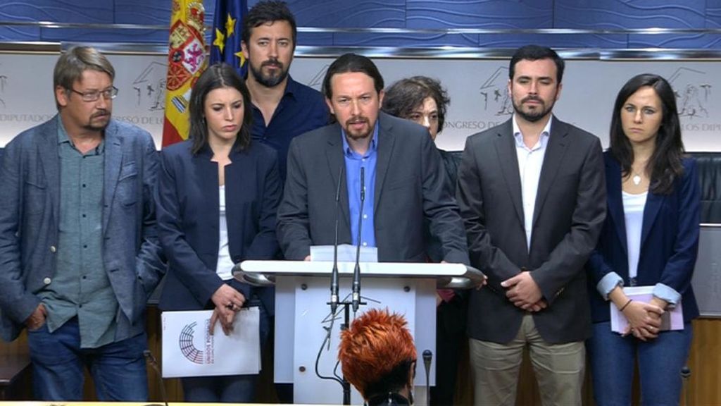 Iglesias anuncia que Podemos trabaja para presentar una moción de censura contra Rajoy
