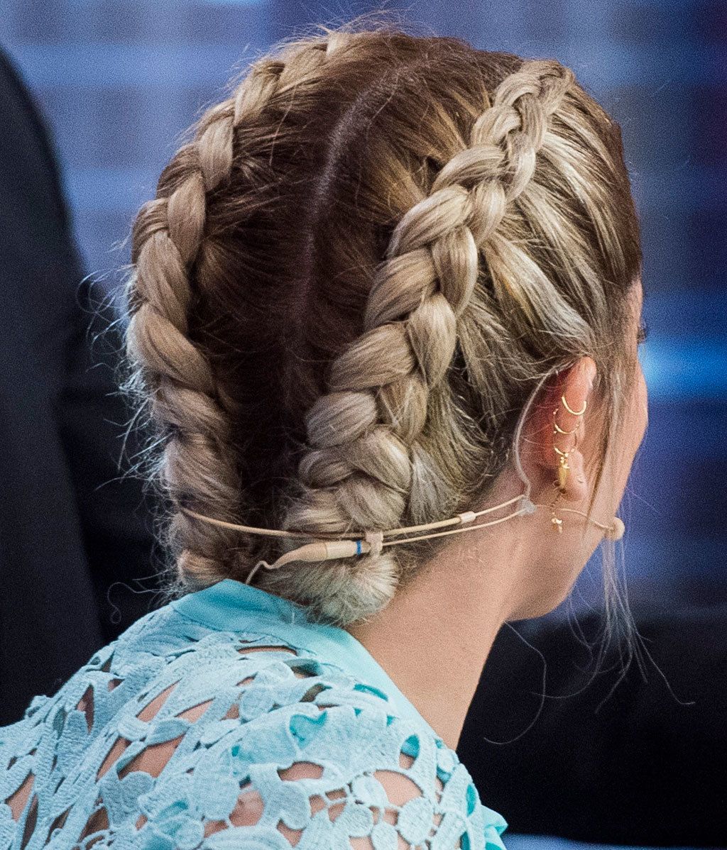 Queda completamente recogido en las dos mitades