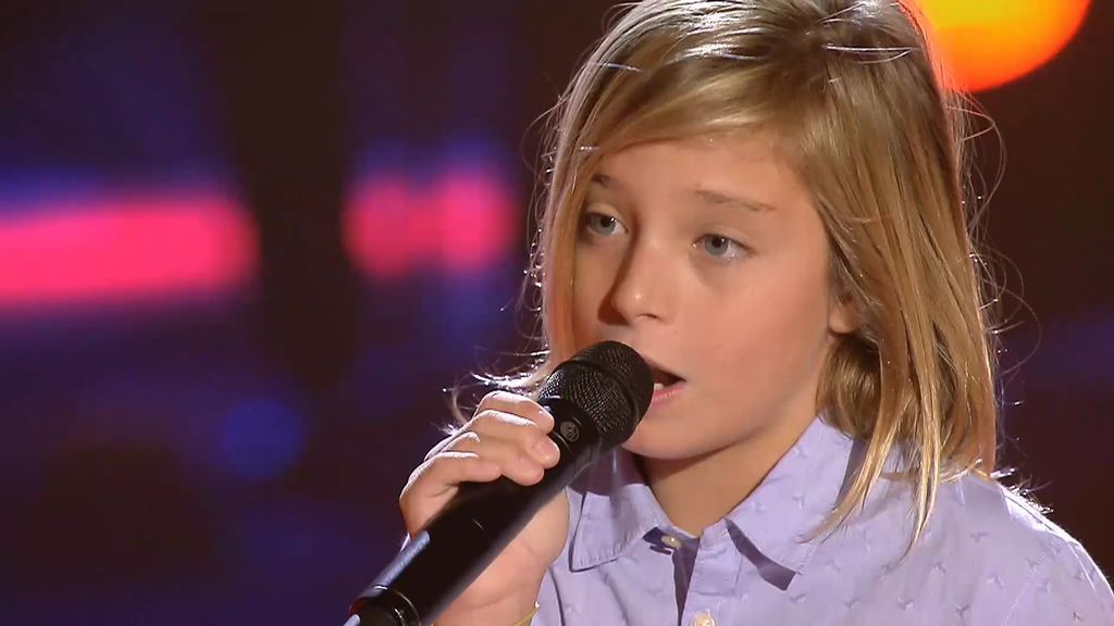 El buen rollo hecho niño: Izan canta ‘Love yourself’