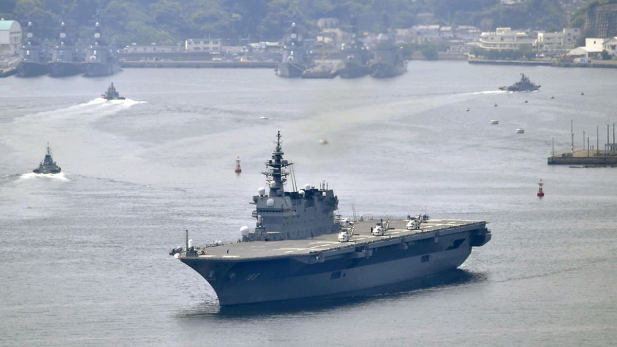 Japón despliega por primera vez su mayor buque de guerra para escoltar a EEUU