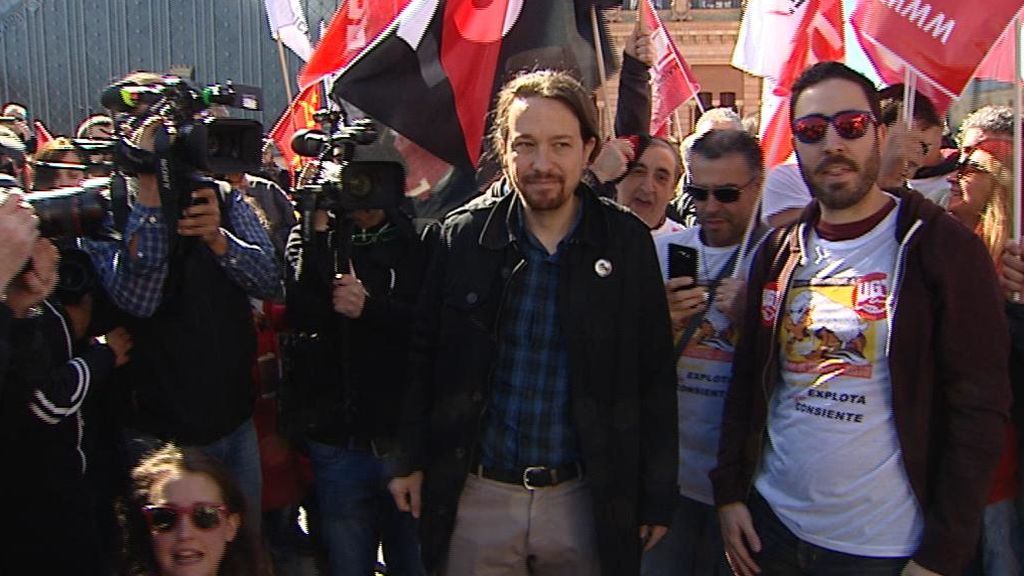 Iglesias pide al PSOE que cambie de actitud y apoye la moción de censura