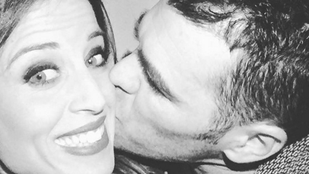 ¡Recién casados! Marta Castro comparte la primera foto de 'marido y mujer' con Fonsi