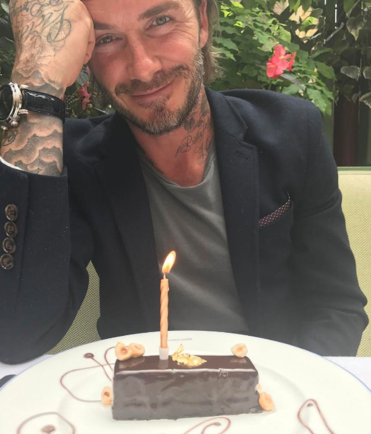 David Beckham cumple 42 años con las emotivas felicitaciones de su familia