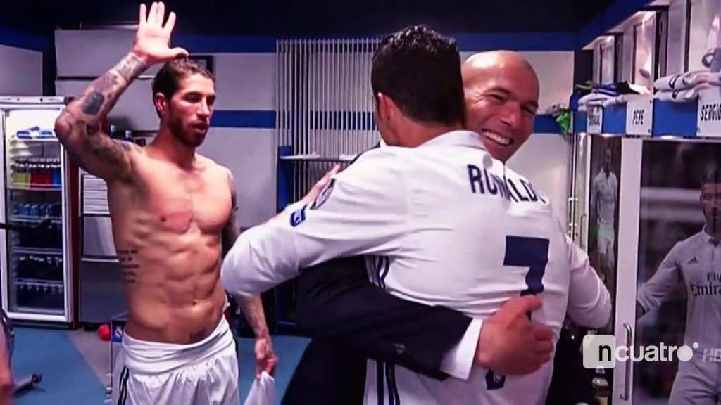 El mundo se rinde a Cristiano y en Argentina aprovechan para ‘atizar’ a Messi El mundo se rinde a Cristiano y en Argentina aprovechan para ‘atizar’ a Messi