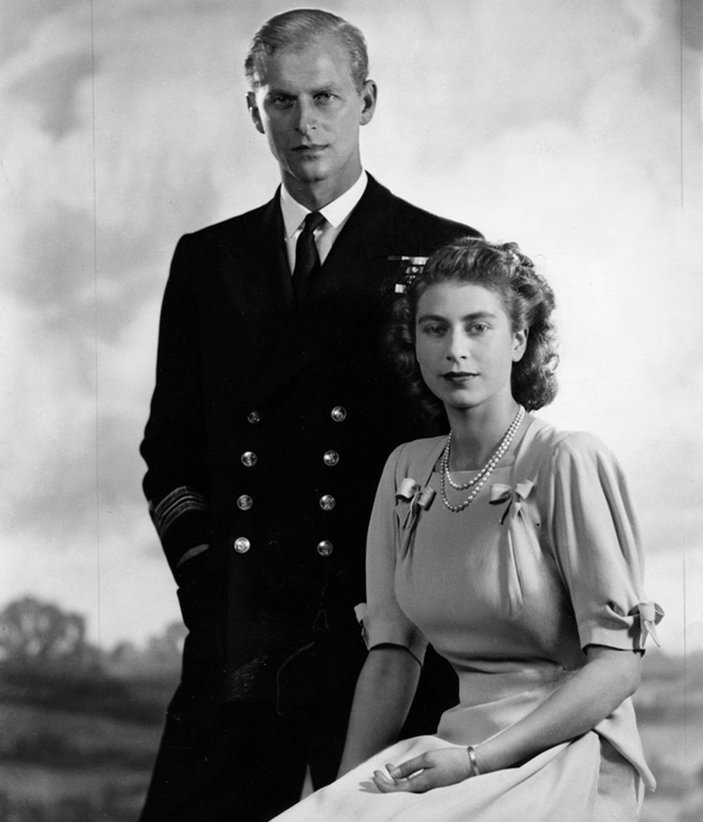 El Príncipe Felipe de Edimburgo se retira: su vida junto a la reina Isabel II en imágenes