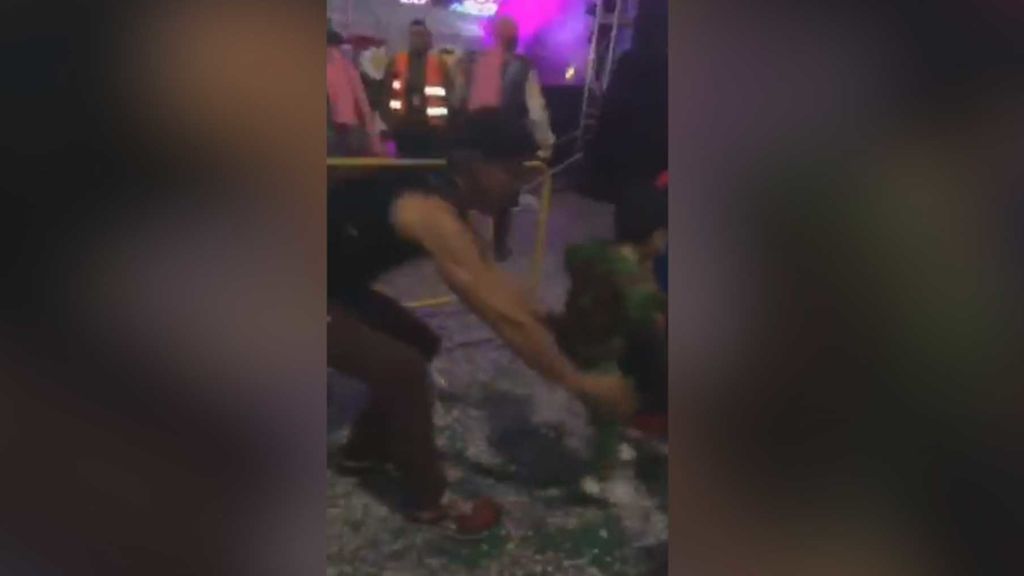 Captan un intento de secuestro de un niño en el carnaval de Málaga