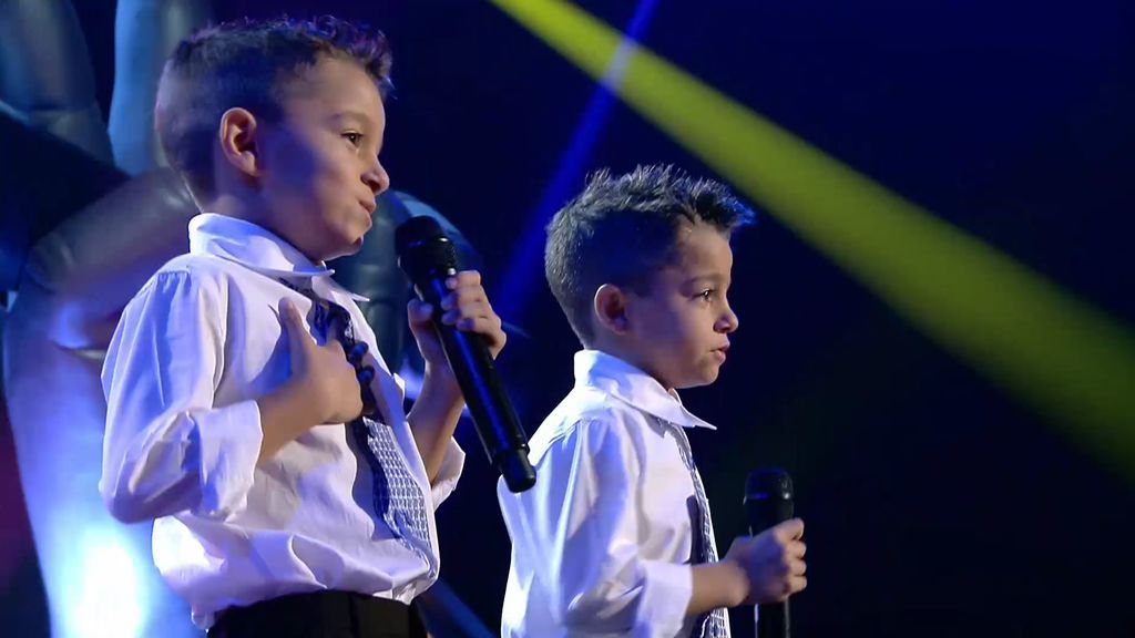 Los gemelos Antonio y Paco demuestran su gracia y arte flamenco con ‘El perdón’