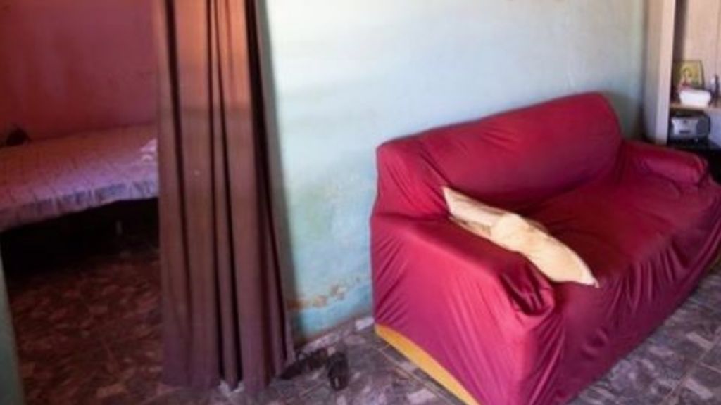 Cambio radical: Alves celebra su cumpleaños enseñando la humilde casa de su infancia
