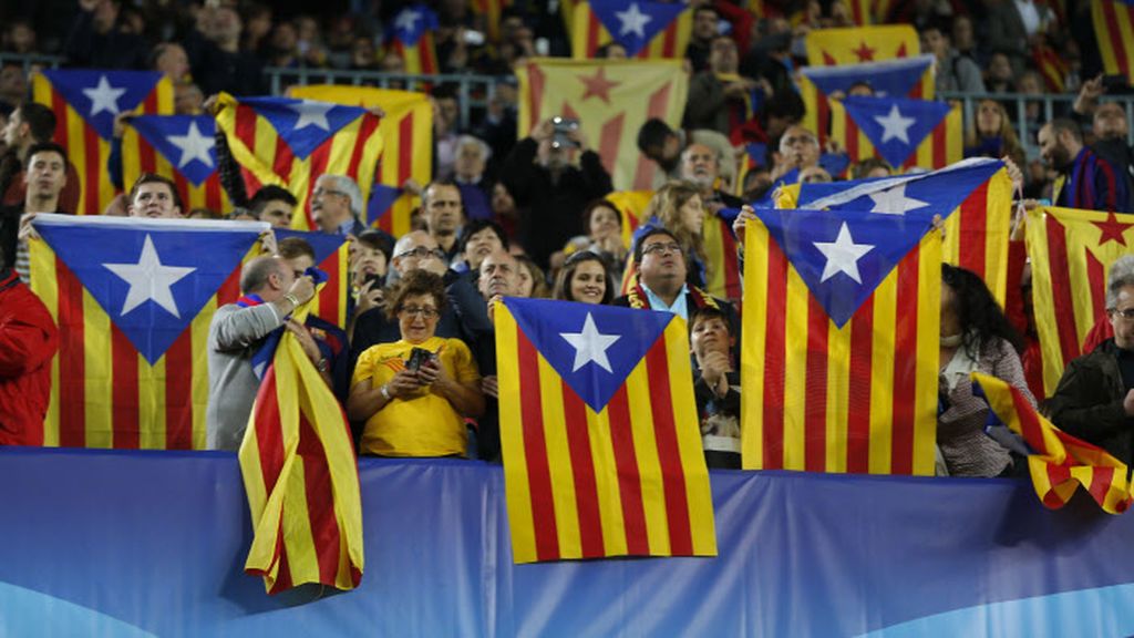El FC Barcelona anuncia que hará campaña a favor del referéndum independista catalán El FC Barcelona anuncia que hará campaña a favor del referéndum independista catalán