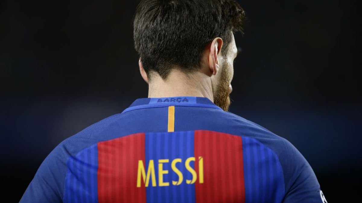 Raúl, Casillas, Totti, Henry… Messi descubre la impresionante colección de camisetas que ha intercambiado