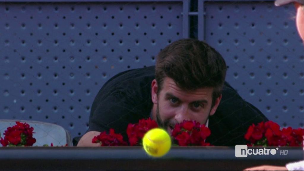 Piqué reaccionó así a los lamentables insultos de la grada en el Madrid Open Piqué reaccionó así a los lamentables insultos de la grada en el Madrid Open