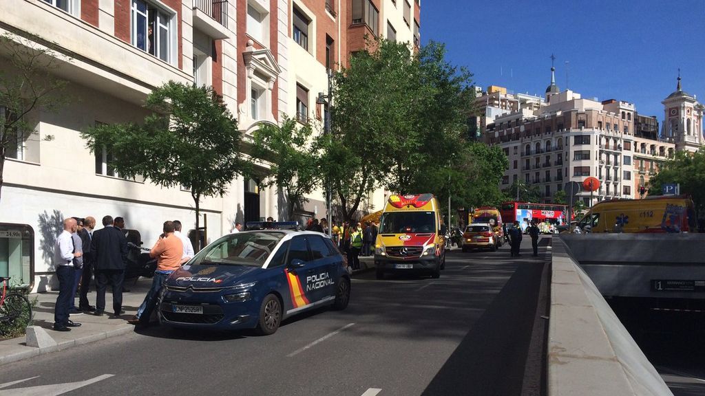 Mueren dos adolescentes tras caer por el hueco del ascensor en Madrid