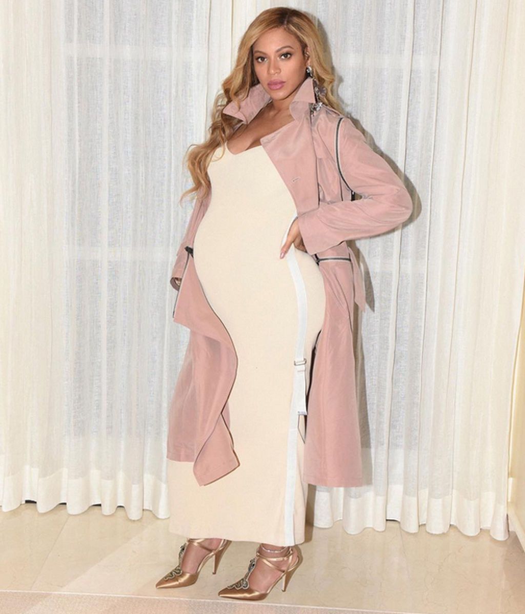Beyoncé o cómo hacer de los looks premamá todo un arte