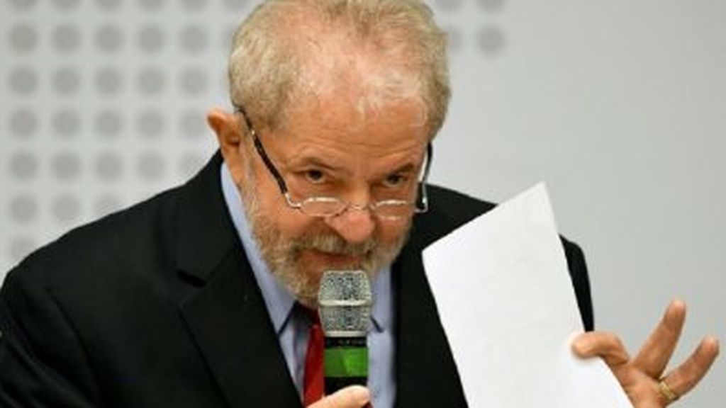 Lula: desafiante ante el juez y amenazando con volver a ser presidente de Brasil