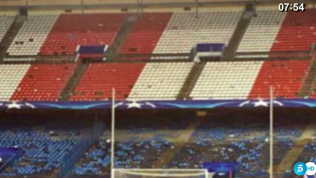 El Calderón se quedó sin butacas: aficionados del fondo sur arrancaron su asiento