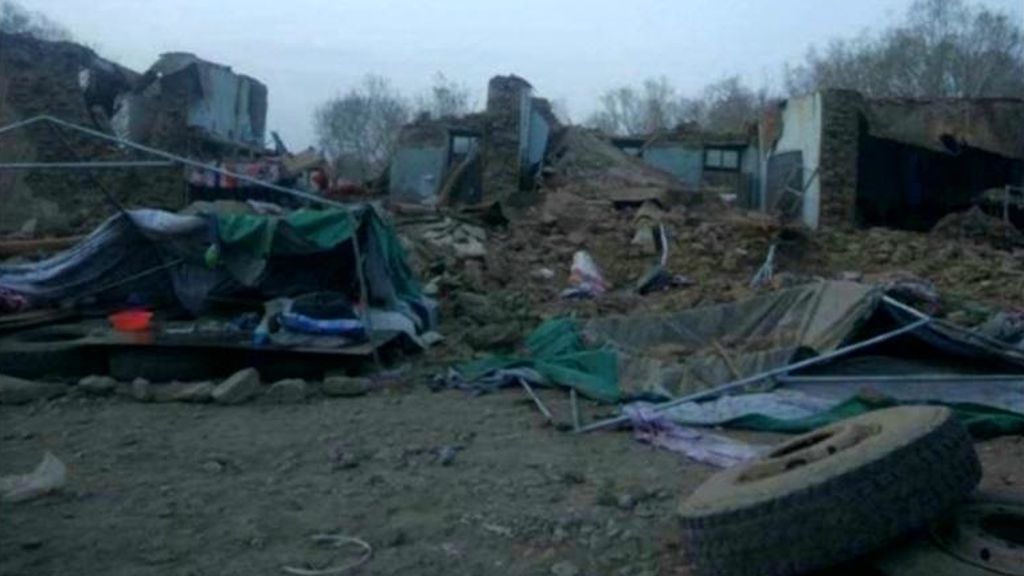 Terremoto en China: Mueren ocho personas en un seísmo de intensidad 5,5 en  Xinjiang